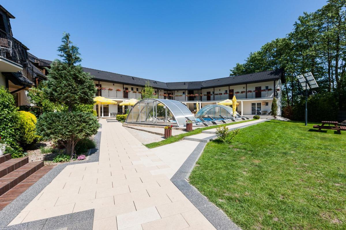 Perła Bałtyku Hotel Pustkowo Bagian luar foto