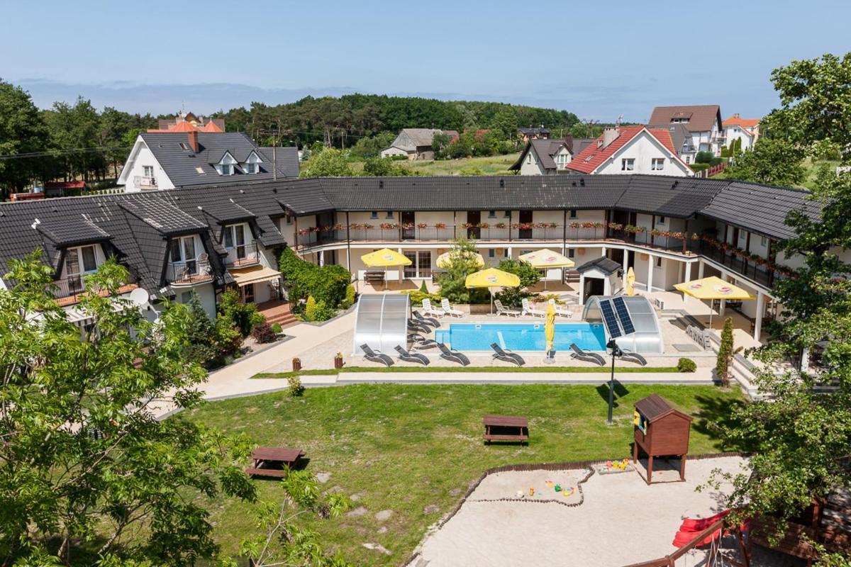 Perła Bałtyku Hotel Pustkowo Bagian luar foto